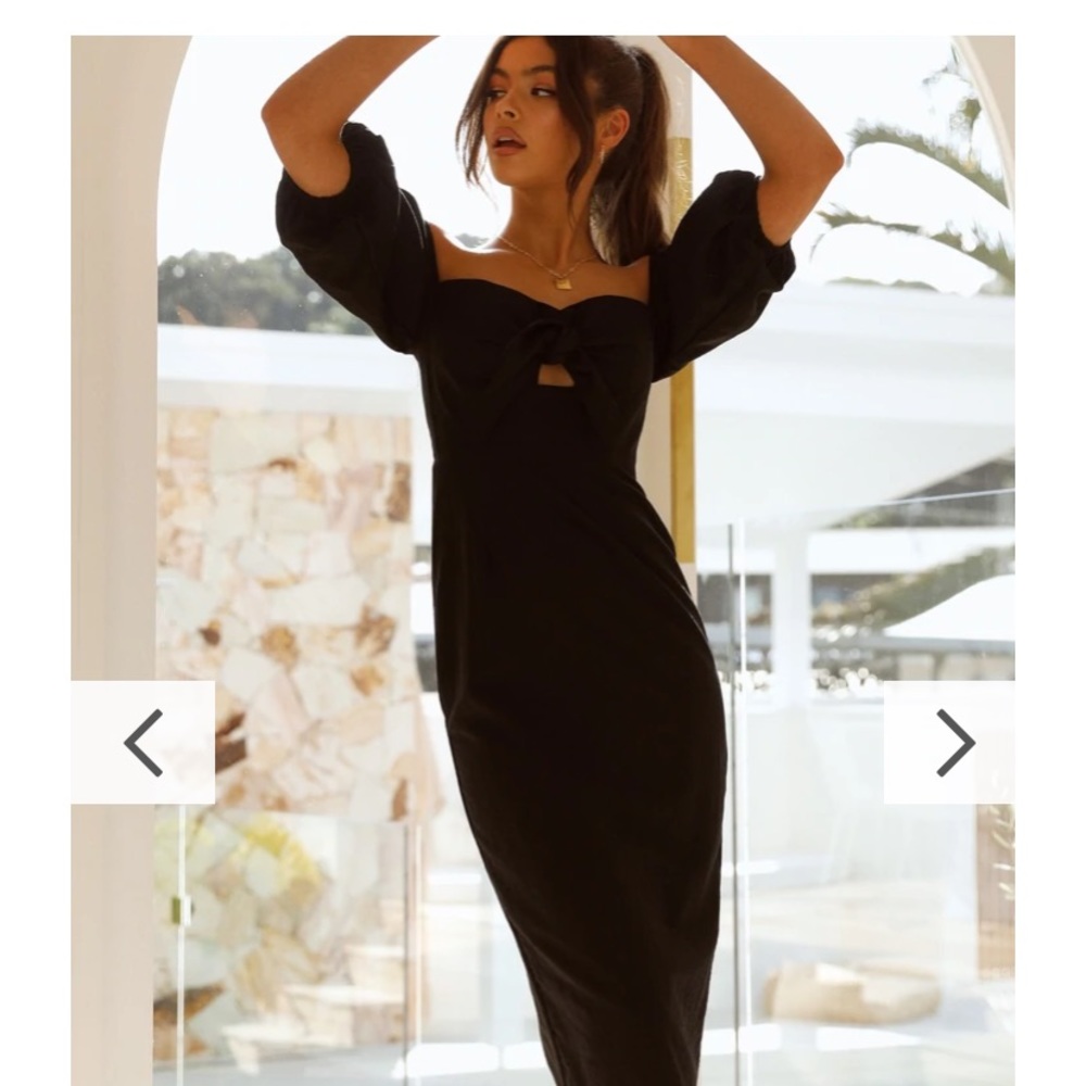 Billy J black dress